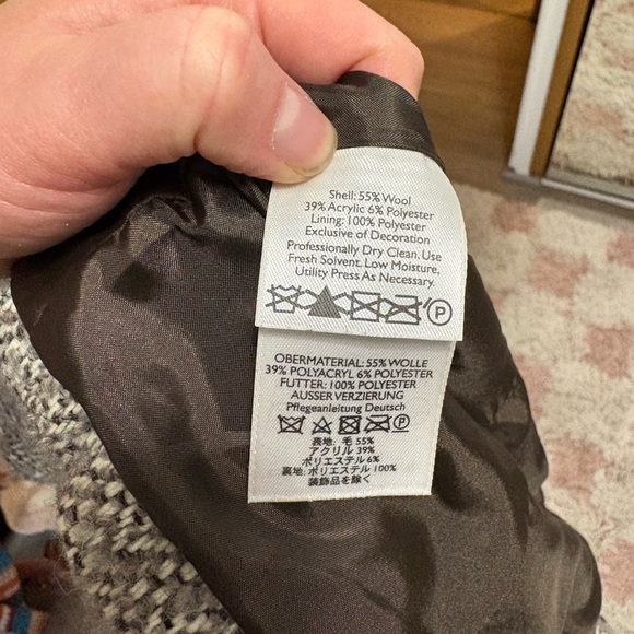 Eddie Bauer Vintage Women's Brown Herringbone Blazer - Picture 6 of 7